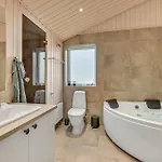 Stunning In Henne With Kitchen * Henne Strand