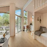 Stunning In Henne With Kitchen Holiday home *